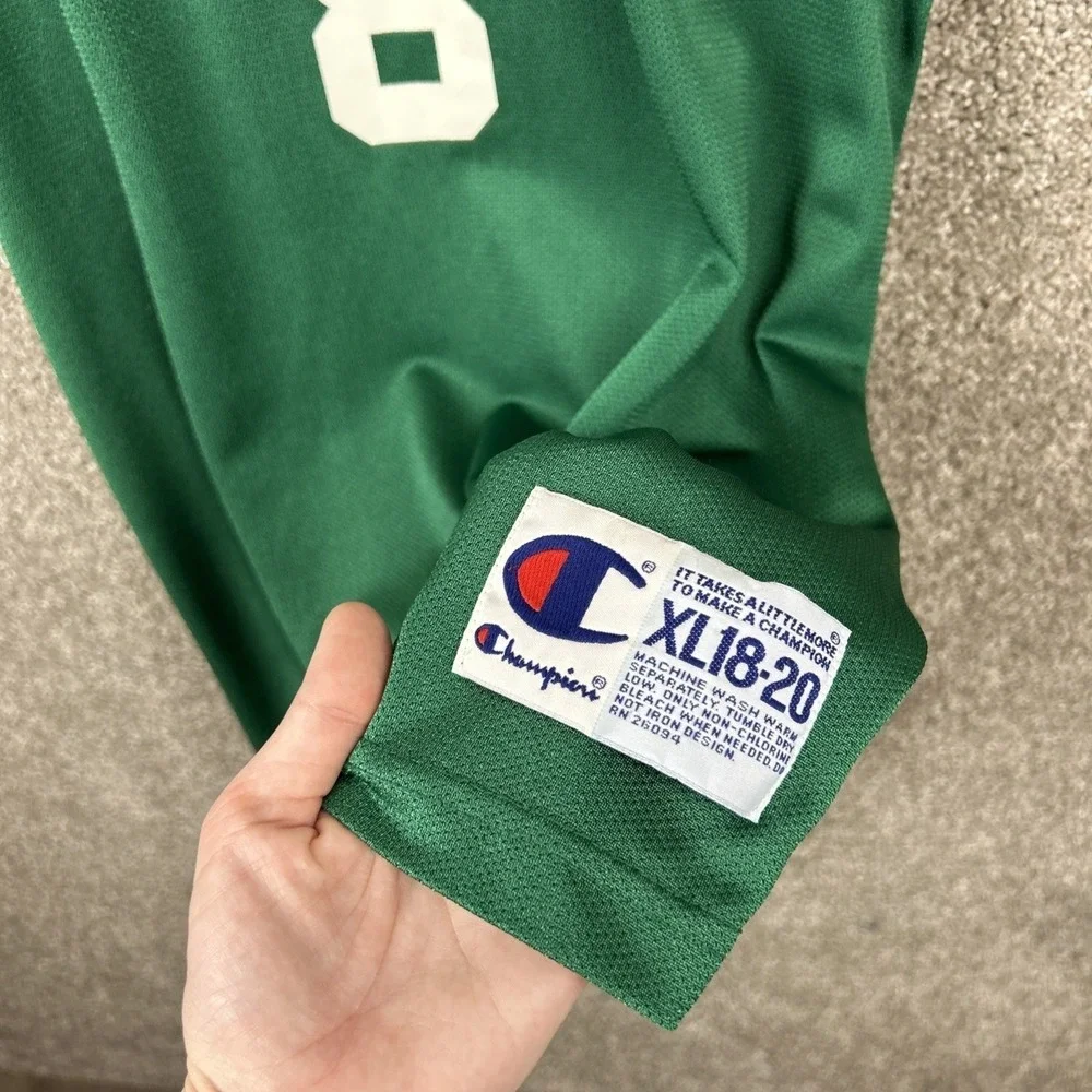 Vintage Champion Boston Celtics Antoine Walker 8 Jersey Youth XL 18-20‎ NBA